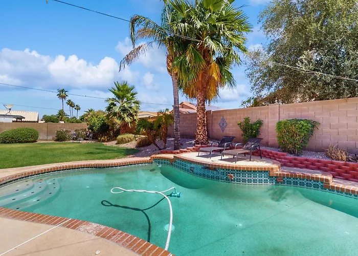 Private Pool, Yard & Pool Table! 'avondale Abode' Litchfield Park